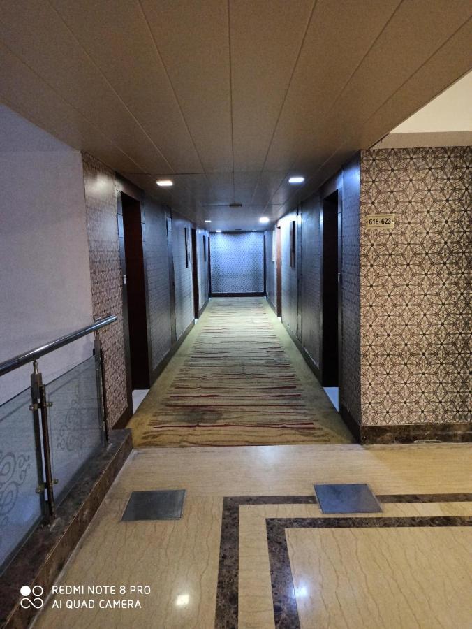 ホテル パトリプトラ エキゾティカ パトナー エクステリア 写真